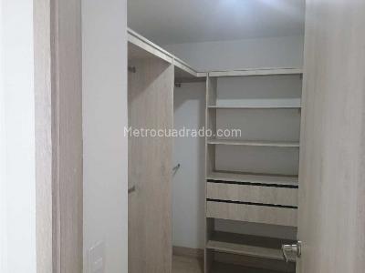 Apartamento de 3 alcobas en venta en Sabaneta, Sabaneta, 85 m² · foto 10 de 20