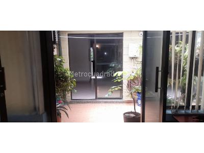 Casa de 5 alcobas en venta en Cabañas, Bello, 255 m² · foto 9 de 20