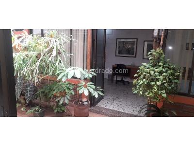 Casa de 5 alcobas en venta en Cabañas, Bello, 255 m² · foto 11 de 20
