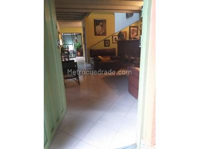 Casa de 5 alcobas en venta en Cabañas, Bello, 255 m² · foto 14 de 20