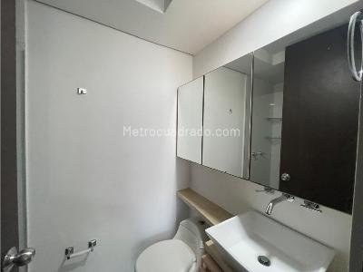 Apartamento de 2 alcobas en venta en Sabaneta, Sabaneta, 82 m² · foto 11 de 19