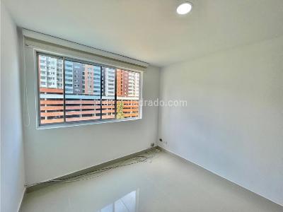 Apartamento de 2 alcobas en venta en Sabaneta, Sabaneta, 82 m² · foto 13 de 19