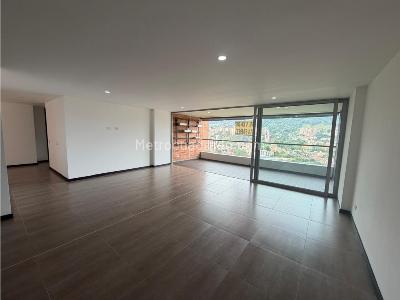 Apartamento de 3 alcobas en venta en Envigado Loma Las Brujas, Envigado, 160 m² · foto 7 de 20