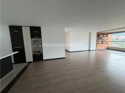 Apartamento de 3 alcobas en venta en Envigado Loma Las Brujas, Envigado, 160 m² · foto 9 de 20