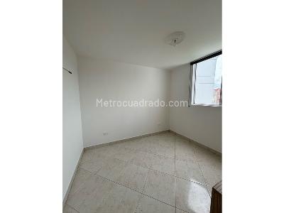 Apartamento de 2 alcobas en venta en Carlos E Restrepo, Medellín, 49 m² · foto 2 de 20