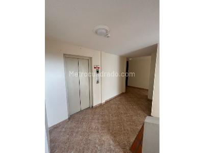Apartamento de 2 alcobas en venta en Carlos E Restrepo, Medellín, 49 m² · foto 15 de 20