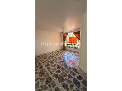 Apartamento de 4 alcobas en venta en Florida Nueva, Medellín, 112 m² · foto 9 de 9