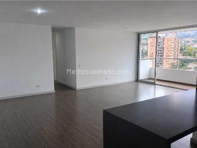 Apartamento de 3 alcobas en venta en Itagui Suramerica, Itagüí, 100 m² · foto 2 de 20