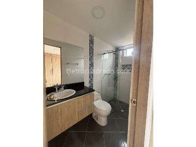 Apartamento en venta en El Velodromo, Medellín · foto 2 de 20