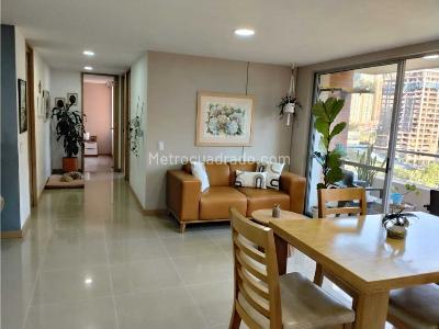 Apartamento de 3 alcobas en venta en Sabaneta El Trapiche, Sabaneta, 97 m² · foto 1 de 14