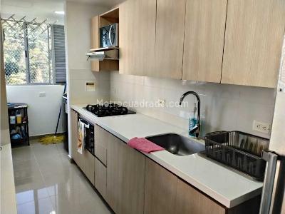 Apartamento de 3 alcobas en venta en Sabaneta El Trapiche, Sabaneta, 97 m² · foto 8 de 14