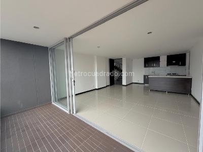 Apartamento de 3 alcobas en venta en La Loma De Las Brujas, Envigado, 106 m² · foto 5 de 20