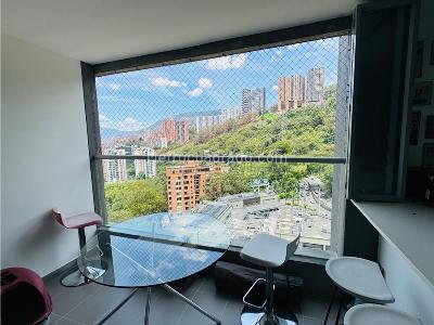 Apartamento de 2 alcobas en venta en Castropol, Medellín, 84 m² · foto 9 de 20