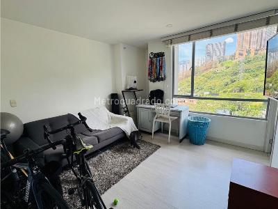 Apartamento de 2 alcobas en venta en Castropol, Medellín, 84 m² · foto 14 de 20