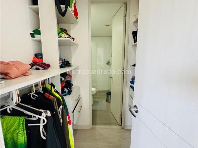 Apartamento de 2 alcobas en venta en Castropol, Medellín, 84 m² · foto 19 de 20
