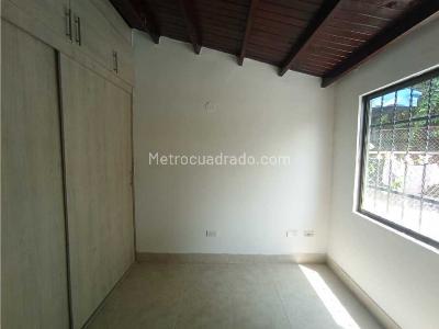 Casa de 4 alcobas en venta en Calasanz, Medellín, 100 m² · foto 19 de 20