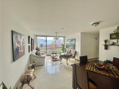 Apartamento de 3 alcobas en venta en El Poblado El Tesoro, Medellín, 97 m² · foto 6 de 14