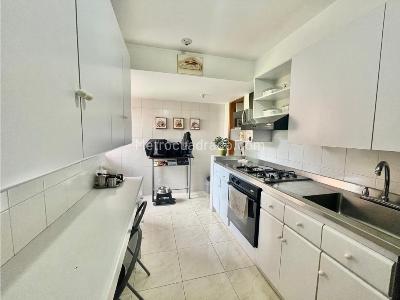 Apartamento de 3 alcobas en venta en El Poblado El Tesoro, Medellín, 97 m² · foto 8 de 14