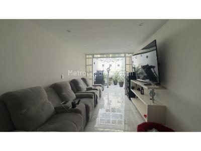 Casa de 3 alcobas en venta en Envigado San Jose, Envigado, 200 m² · foto 9 de 20
