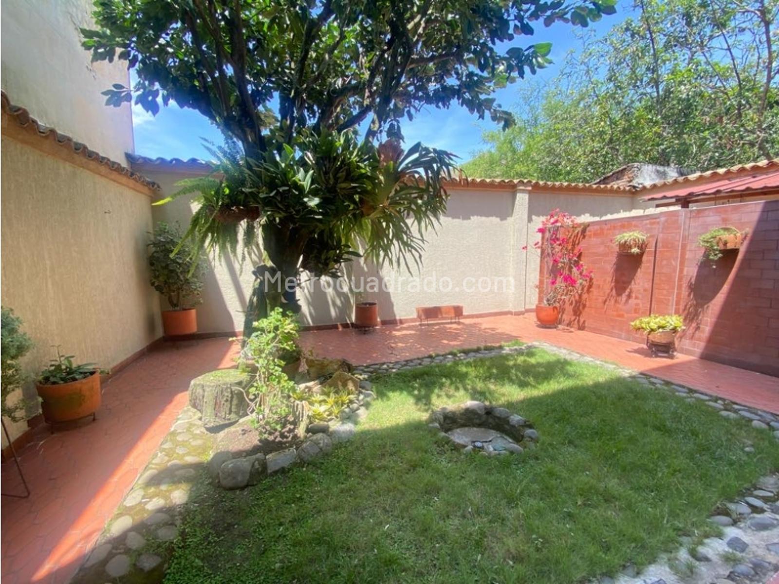 Venta de Casa en El bosque Cali 14975M4512430