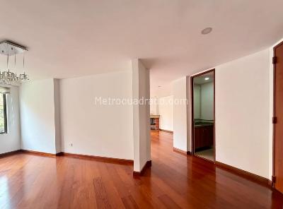 Apartamento de 3 alcobas en venta en Lagos De Cordoba, Bogotá, 154 m² · foto 6 de 20