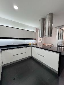 Apartamento en venta en Las Rosales, Bogotá · foto 9 de 18