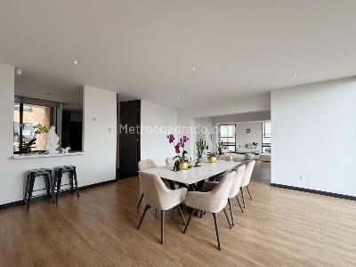 Apartamento en venta en Las Rosales, Bogotá · foto 8 de 18
