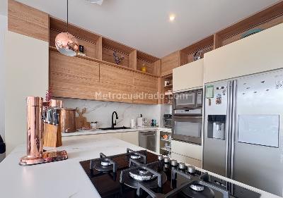 Apartamento en venta en Chico, Bogotá · foto 8 de 16