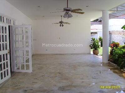 Casa de 5 alcobas en venta en Ciudad Jardín, Cali, 1100 m² · foto 14 de 20