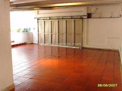 Casa de 5 alcobas en venta en Ciudad Jardín, Cali, 1100 m² · foto 4 de 20