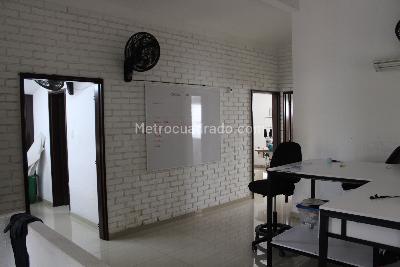 Casa de 5 alcobas en venta en Tequendama, Cali, 225 m² · foto 13 de 17