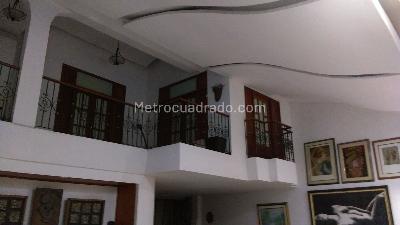 Casa de 5 alcobas en venta en San Fernando Viejo, Cali, 400 m² · foto 13 de 16