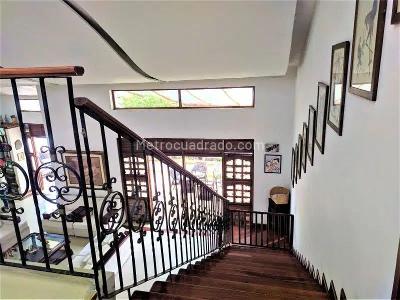 Casa de 5 alcobas en venta en San Fernando Viejo, Cali, 400 m² · foto 9 de 16