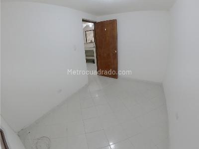Casa de 5 alcobas en venta en La Riviera, Bogotá, 263 m² · foto 9 de 20
