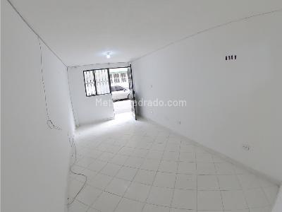 Casa de 5 alcobas en venta en La Riviera, Bogotá, 263 m² · foto 11 de 20