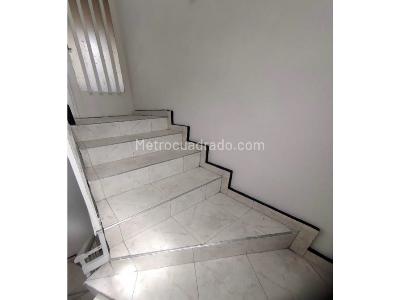Casa de 5 alcobas en venta en Las Nieves, Bogotá, 249 m² · foto 10 de 19