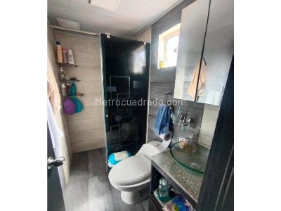Casa de 5 alcobas en venta en Las Nieves, Bogotá, 249 m² · foto 17 de 19