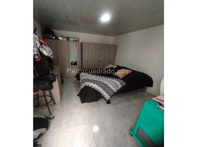 Casa de 5 alcobas en venta en Bella Suiza, Bogotá, 301 m² · foto 7 de 18