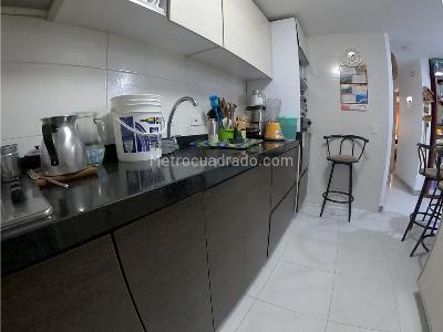 Casa de 5 alcobas en venta en Lago De Suba, Bogotá, 249 m² · foto 5 de 20