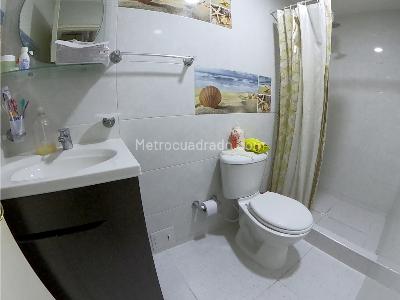 Casa de 5 alcobas en venta en Lago De Suba, Bogotá, 249 m² · foto 6 de 20