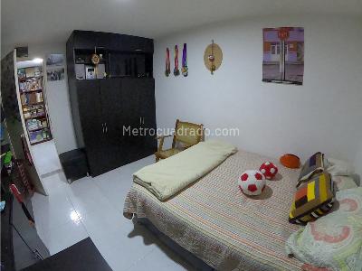 Casa de 5 alcobas en venta en Lago De Suba, Bogotá, 249 m² · foto 8 de 20
