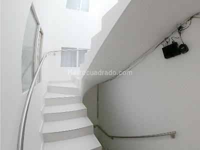Casa de 5 alcobas en venta en Lago De Suba, Bogotá, 249 m² · foto 18 de 20