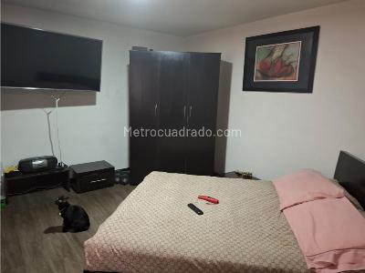 Casa de 5 alcobas en venta en La Cabaña, Bogotá, 480 m² · foto 13 de 20