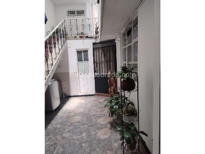 Casa de 5 alcobas en venta en La Cabaña, Bogotá, 480 m² · foto 15 de 20