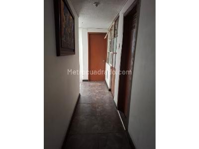Casa de 5 alcobas en venta en La Cabaña, Bogotá, 480 m² · foto 16 de 20