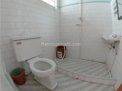 Casa de 5 alcobas en venta en San Jose Obrero Sur, Bogotá, 226 m² · foto 8 de 20