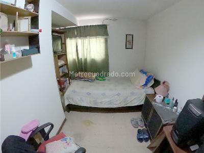Casa de 5 alcobas en venta en San Jose Obrero Sur, Bogotá, 226 m² · foto 16 de 20