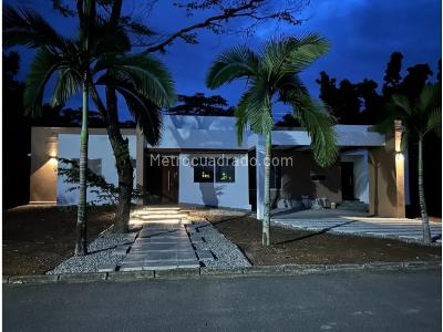 Casa de 4 alcobas en venta en Apiay, Villavicencio, 250 m² · foto 18 de 19