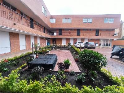 Apartamento de 3 alcobas en venta en Diamante, Mosquera, 105 m² · foto 3 de 20