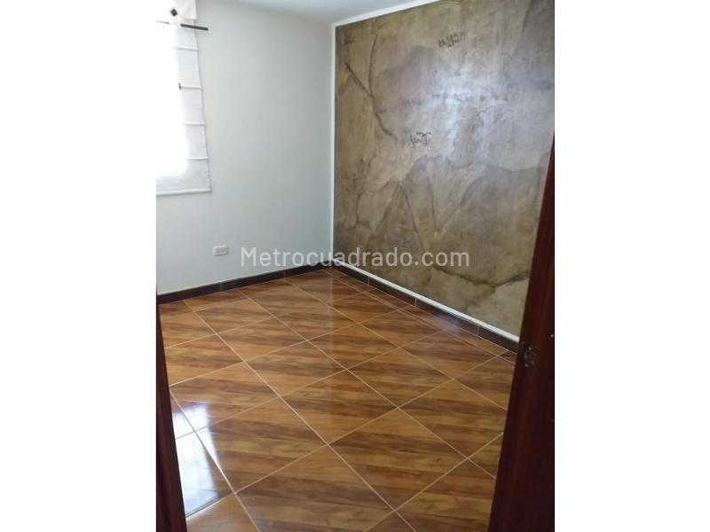 Piso – Soacha, Comuna San Mateo - Vista 5
